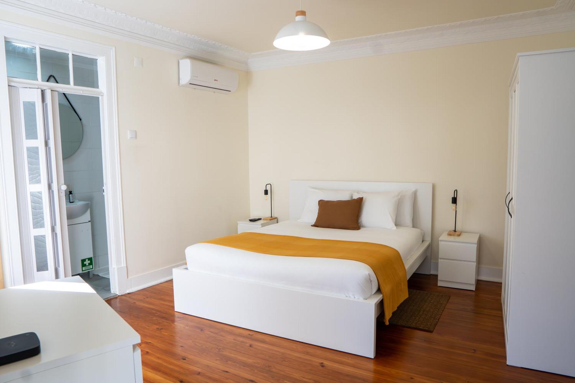 Matching Loures Guest House ภายนอก รูปภาพ