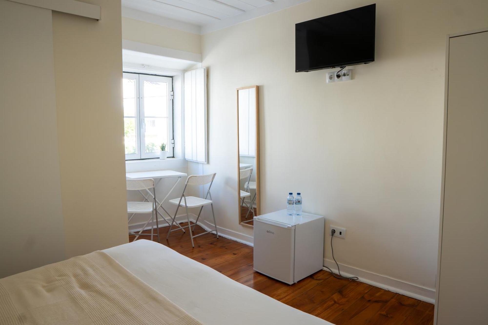 Matching Loures Guest House ภายนอก รูปภาพ