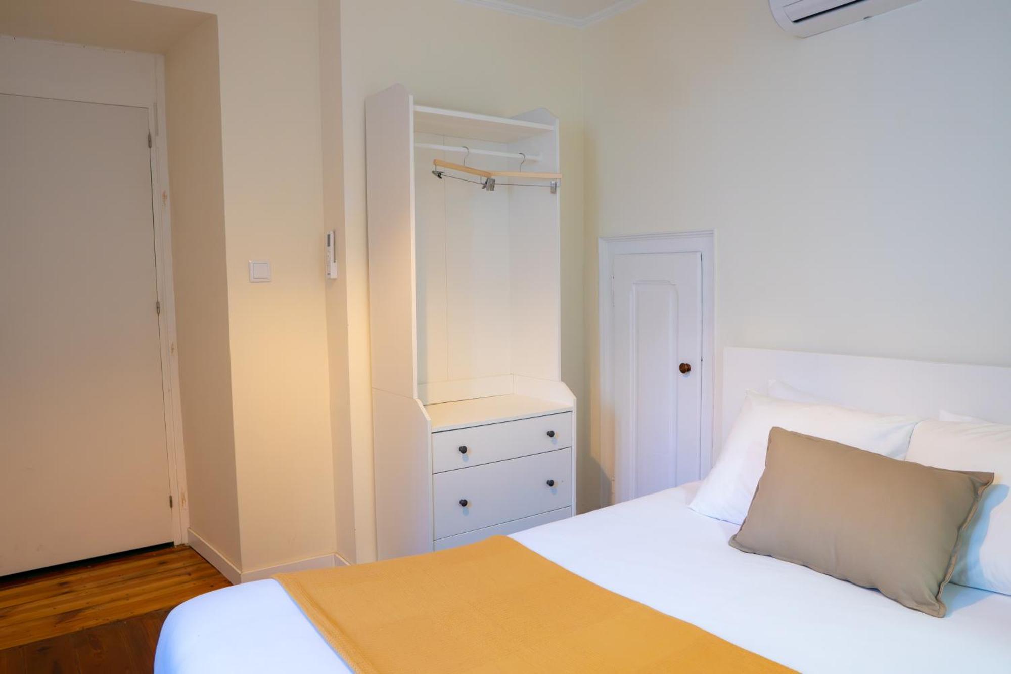 Matching Loures Guest House ภายนอก รูปภาพ